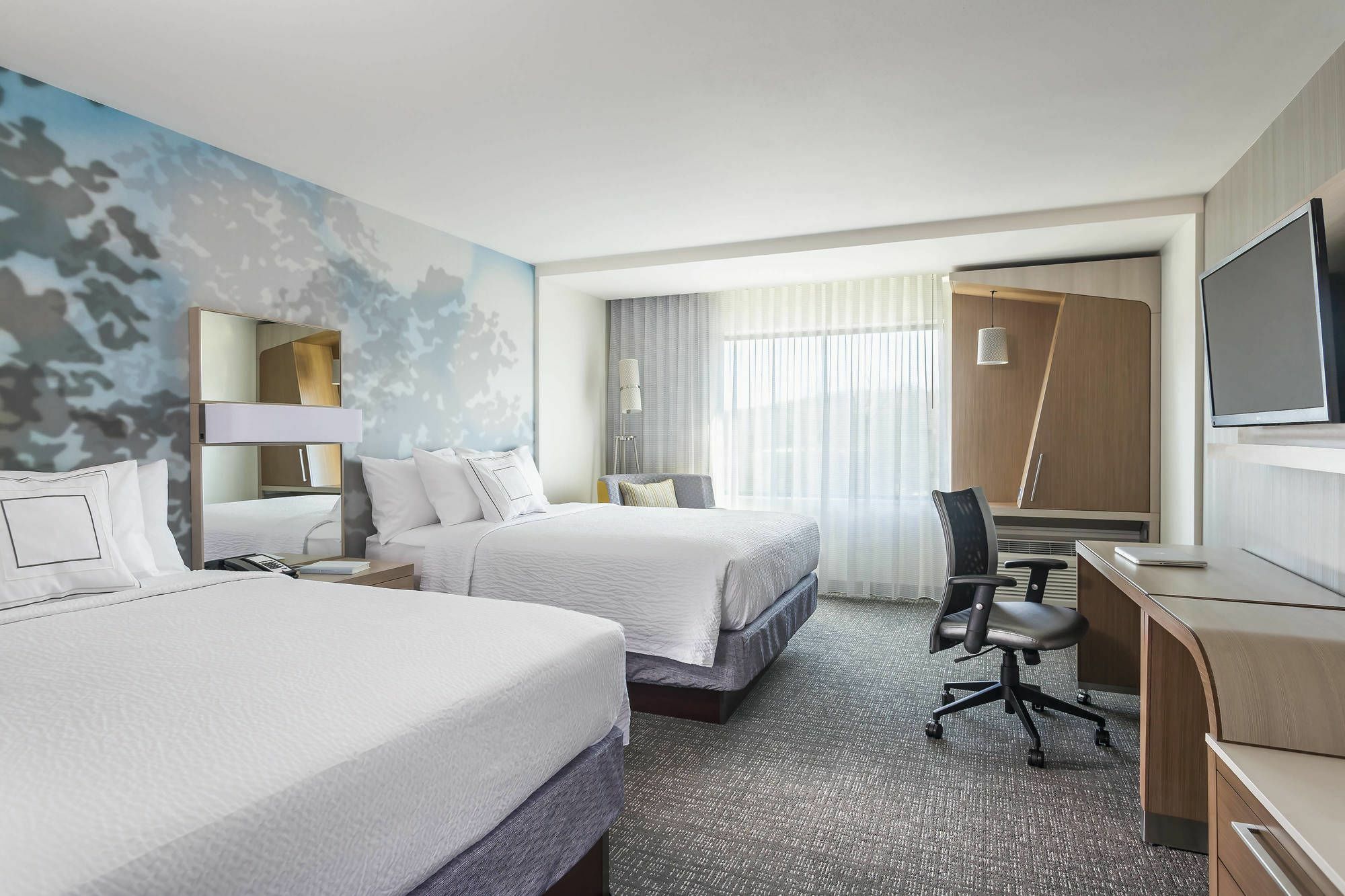 Courtyard By Marriott Albion Hotel Exterior photo